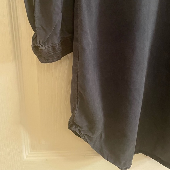 BELLA DAHL Navy Blue Dress with Lace Up Detail and Roll Up Sleeves - Picture 11 of 11